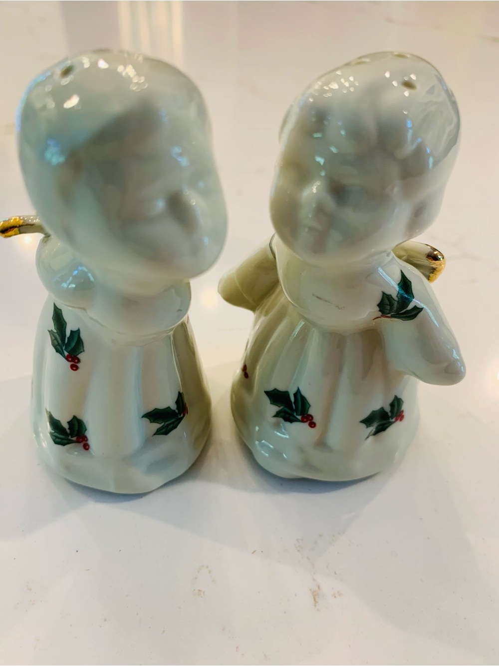 Porcelain Kissing Angels Salt & Pepper Set Vintage 90’s Holly Collection  NEW